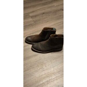 Johnston & Murphy men's 9 1/2 boots in new condition